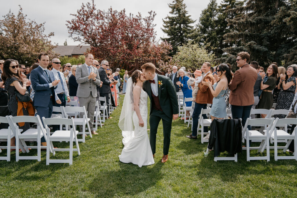 What Should You Do With Your Wedding Photos After Your Wedding?